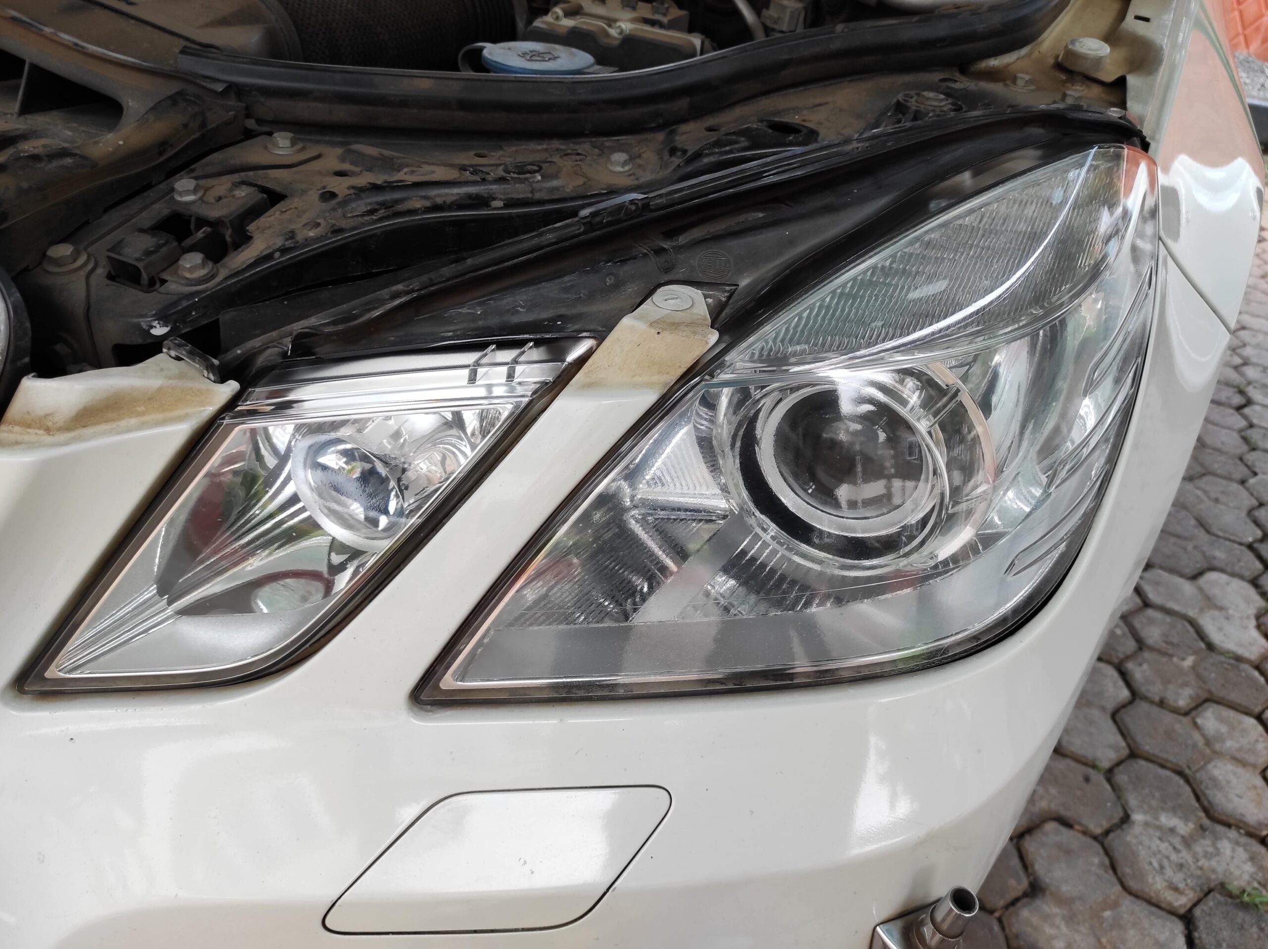 Mercedes ML headlight restored